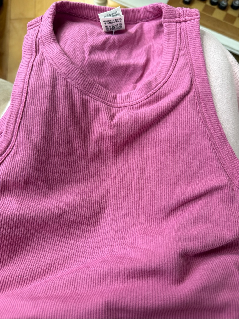 High Neck Ribbed Shelf Bra Tank - Picture 6 of 7